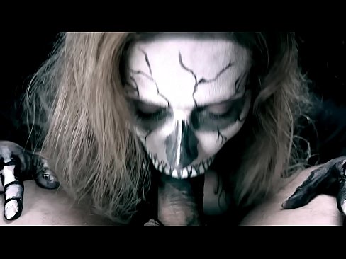 ❤️ Dämonenmädchen lutscht Schwanz mit ihrem schwarzen Mund und schluckt Sperma. ☑ Fucking bei de.mkdou33miass.ru ❌
